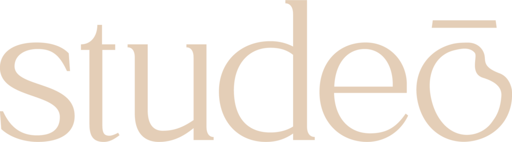 Logotipo Principal - Footer - Studeo